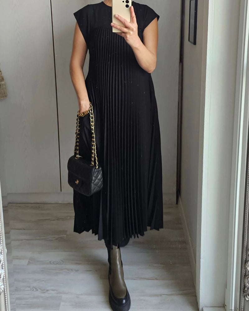 Tereza – Elegantní plisované šaty pro každodenní styl