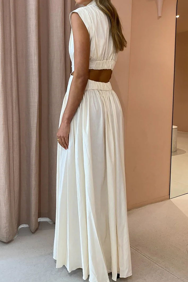 Halenka s vysokým límcem a maxi plisovanou sukní