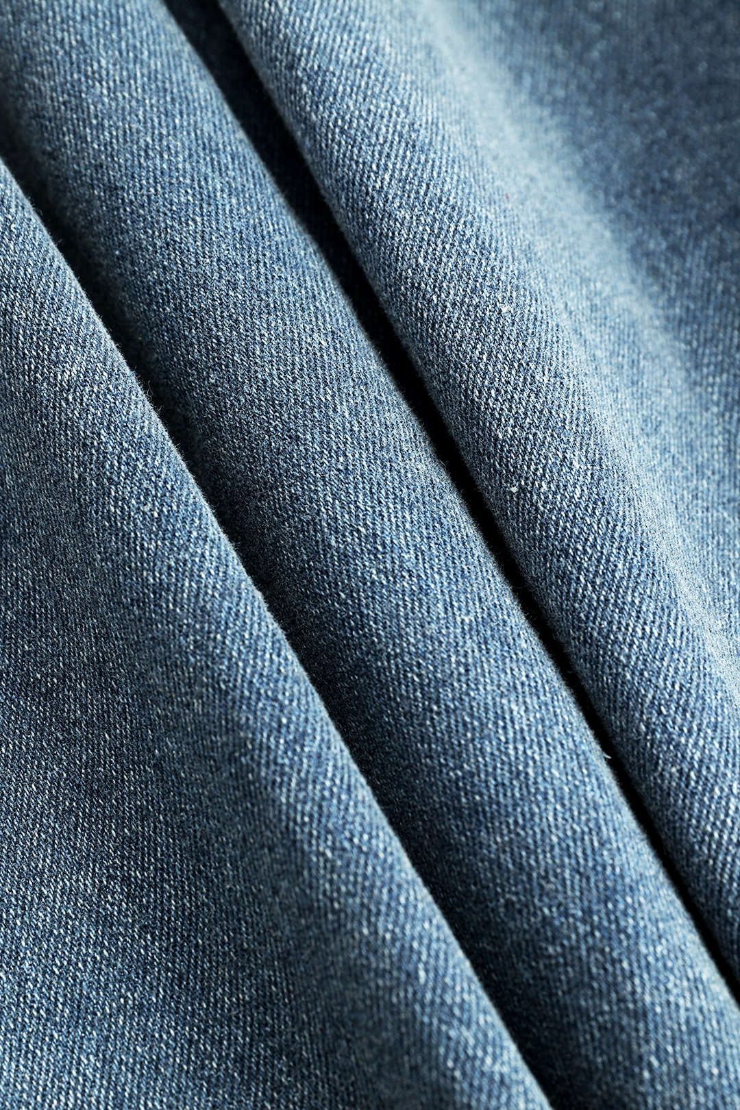 Džíny s rovnýcm střihem z denimu