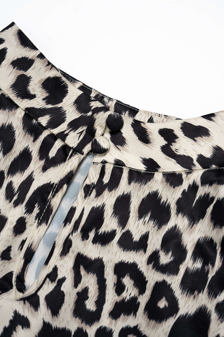 Mini šaty z chiffon s volány a leopardím vzorem