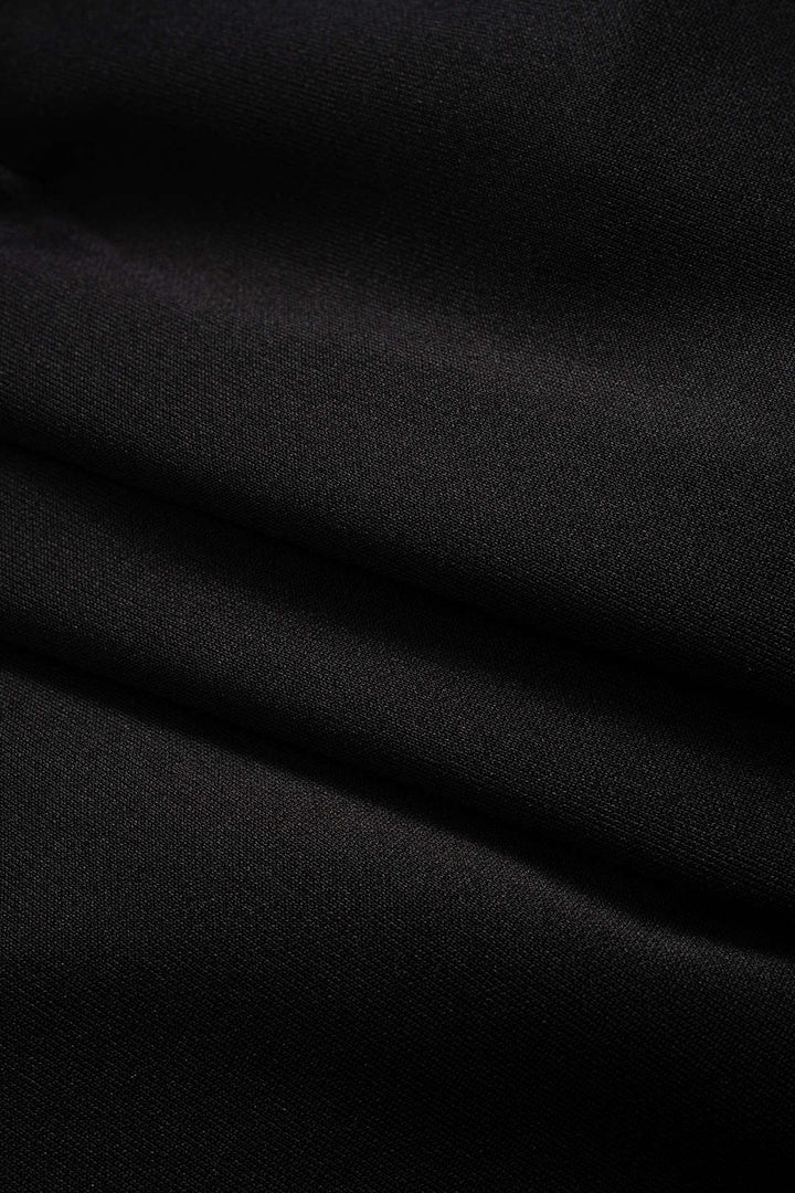 Mini šaty s výstřihem do V a klopovým límcem