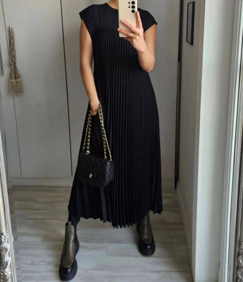 Tereza – Elegantní plisované šaty pro každodenní styl