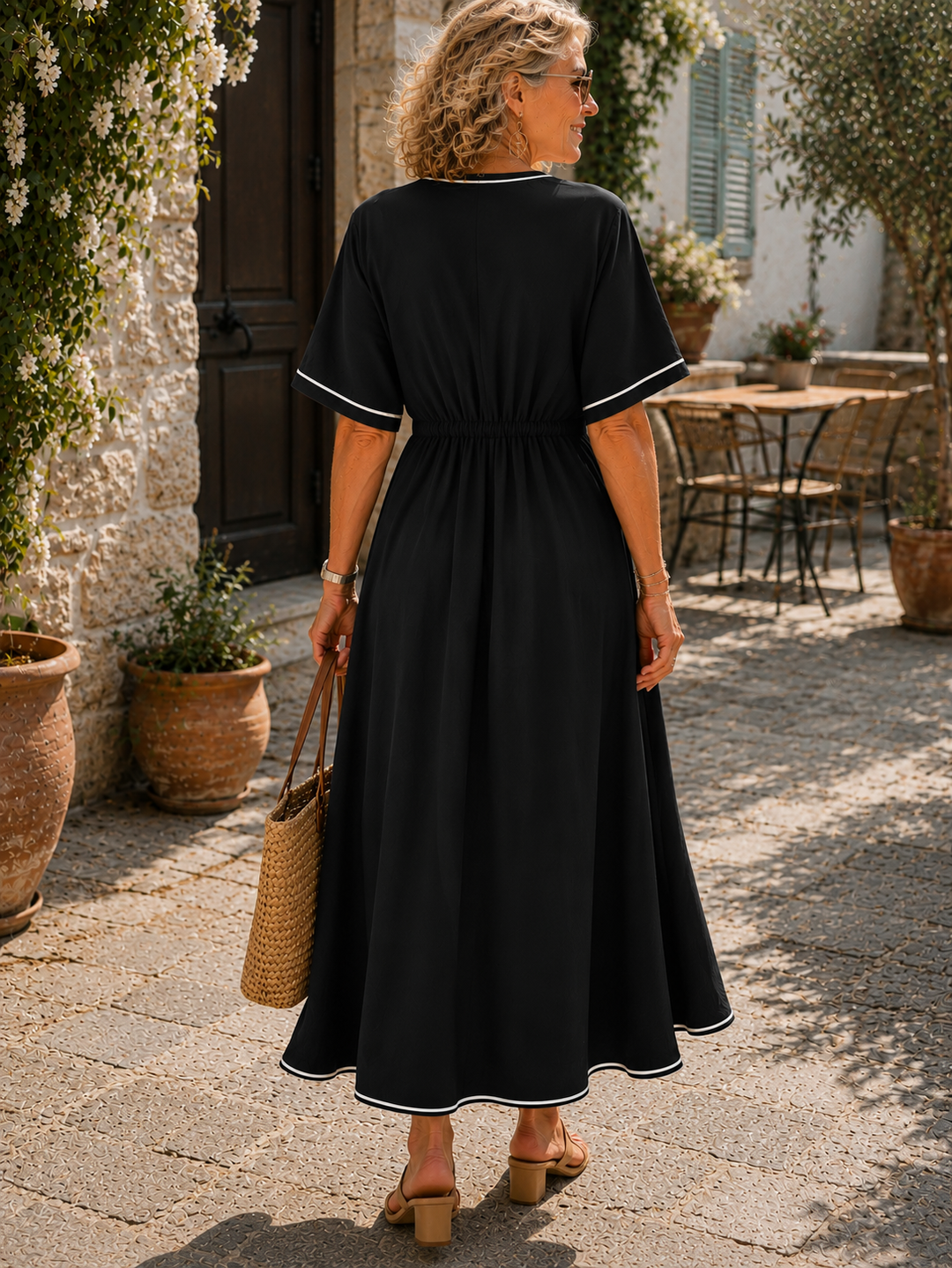 Cassia | Elegantní šaty s lichotivým střihem
