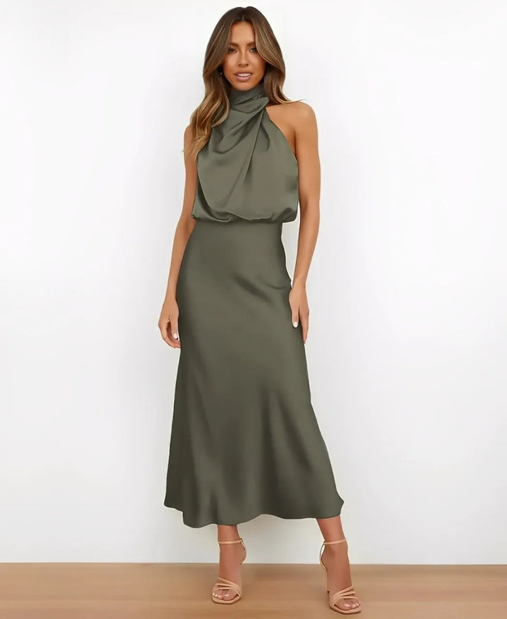 Valeria | Elegantní saténové šaty s halter výstřihem