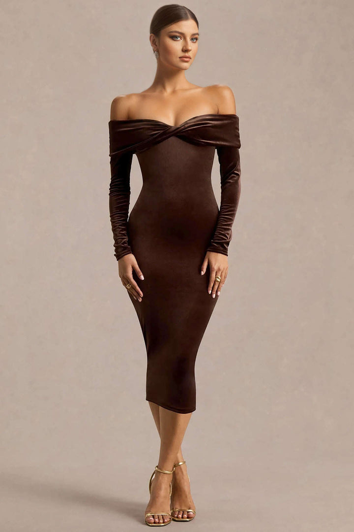 Midi šaty z sametového patchworku s dlouhým rukávem a off shoulder designem