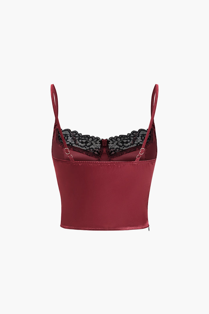 Satinový patchwork top s krajkovými detaily